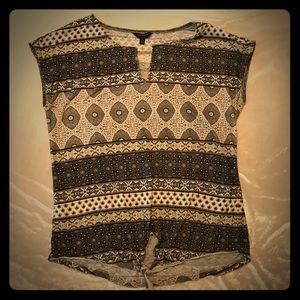 Casual, front tie shirt.